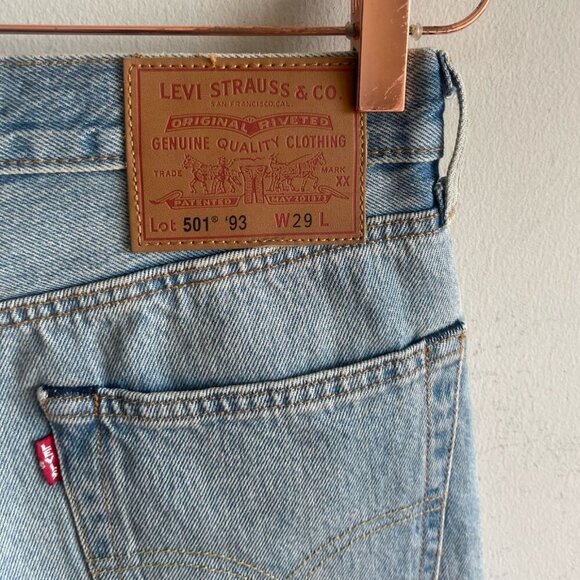 Levis Premium Women Premium 501 93 Floral Print Raw Hem Short Denim Size W 39 L - Picture 12 of 14